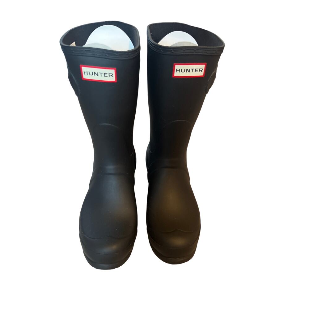 Hunter Women Original Short Black Rain Boot.  New in Box. Size 8